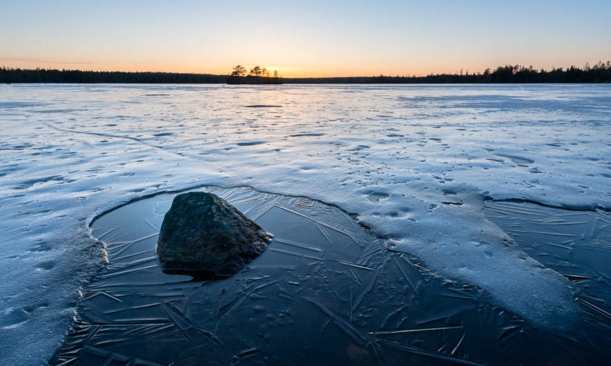 Ice on the lake Snesviken