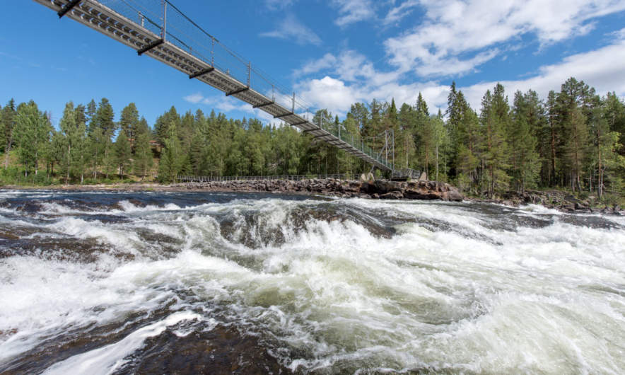Chain bridge over the river Vindelälven