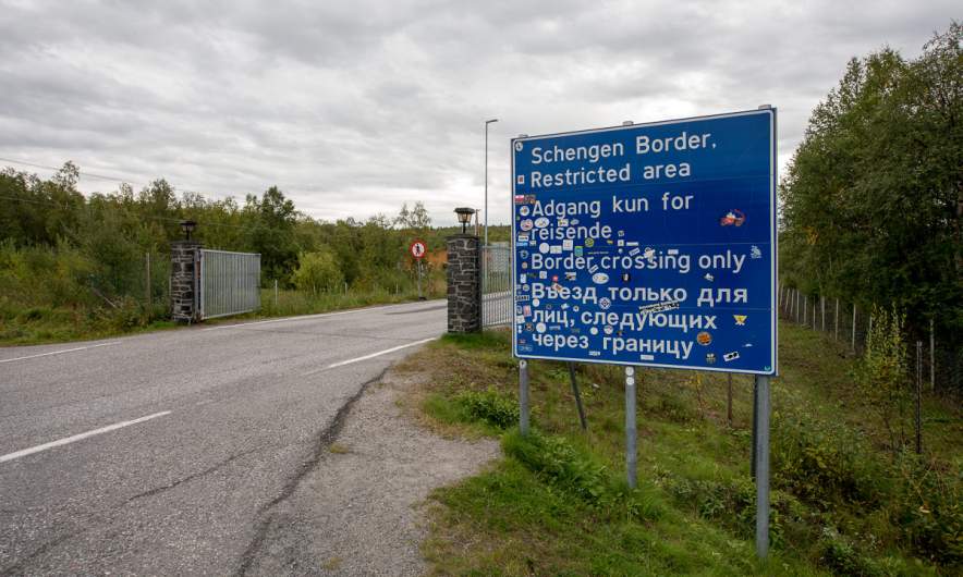 The border station between Norway and Russia