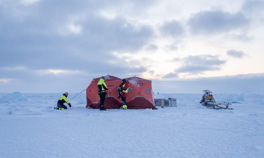 A tent to give shelter to scientists and instruments