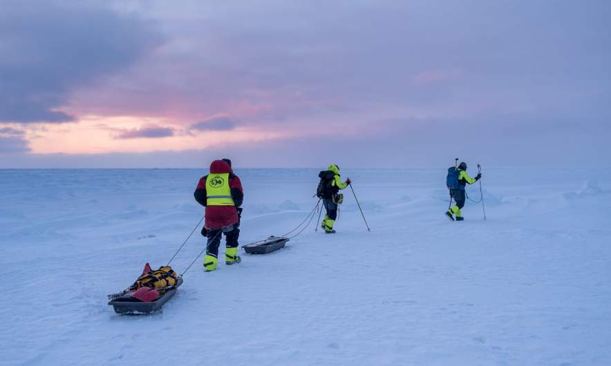 Walking on the Arctic sea ice
