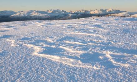 Snowy plateau and Kvaløya mountains