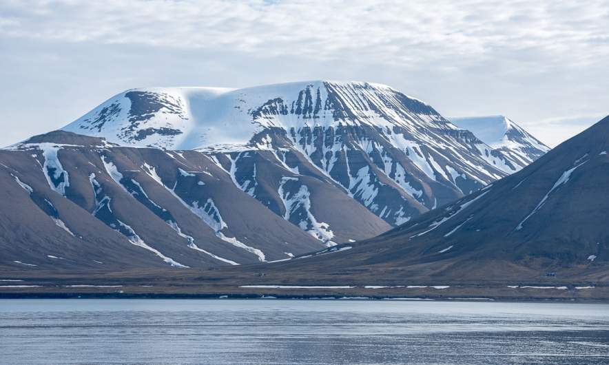 Spitsbergen mountains