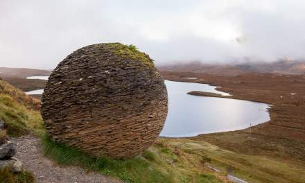 Monument at Knockan Crag