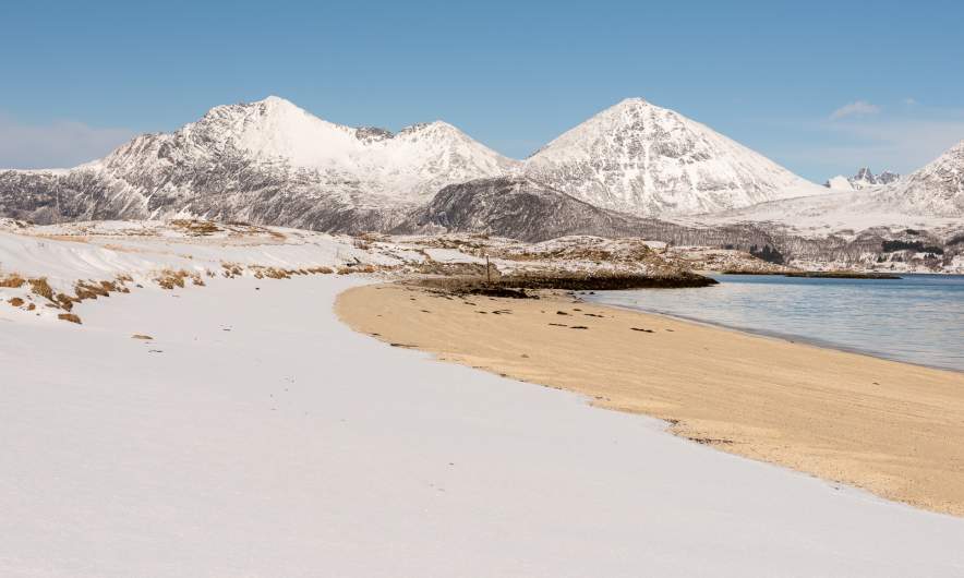 Sandneshamn beach 25 April