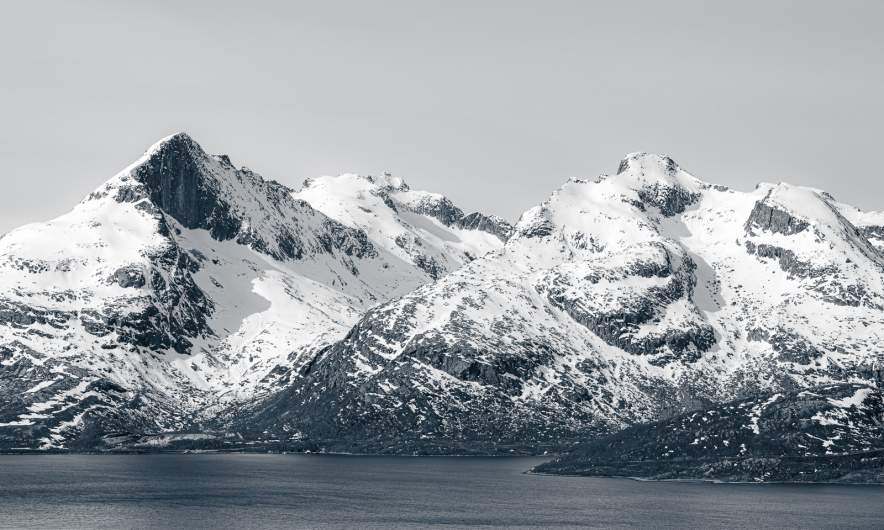 Black and white mountains I