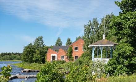 On the island Pikisaari
