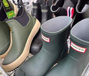 Rubber boots for sale