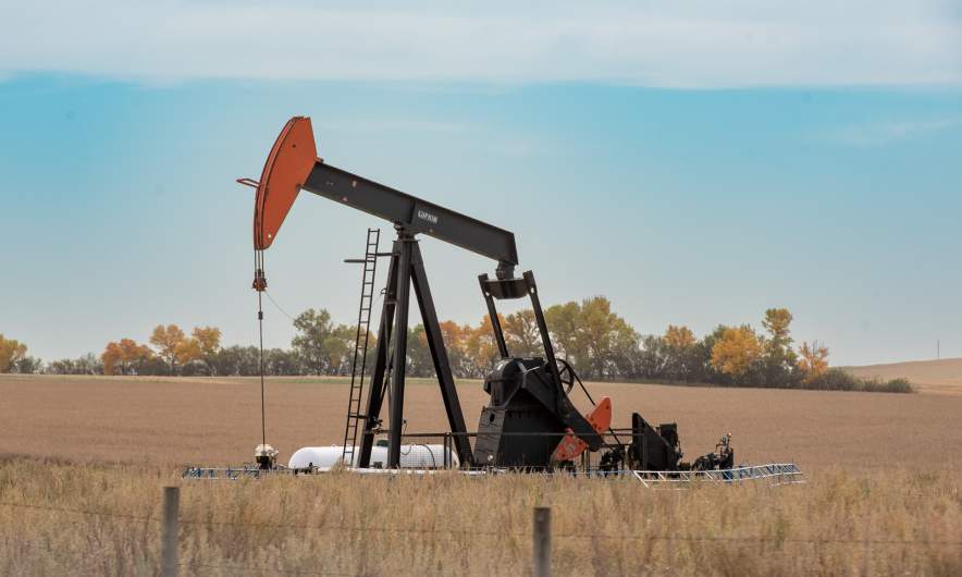 On the fields III – pumpjack for oil